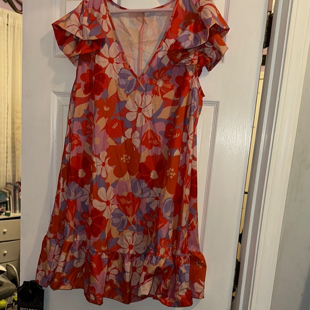 Floral Ruffle Sleeve Dress